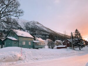 peaks to deep norvegia fiordi tromso